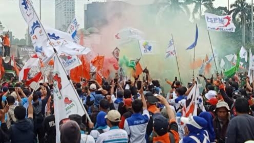 Demo Buruh 24 September, 50 Ribu Buruh Turun ke Jalan Bawa 11 Tuntutan