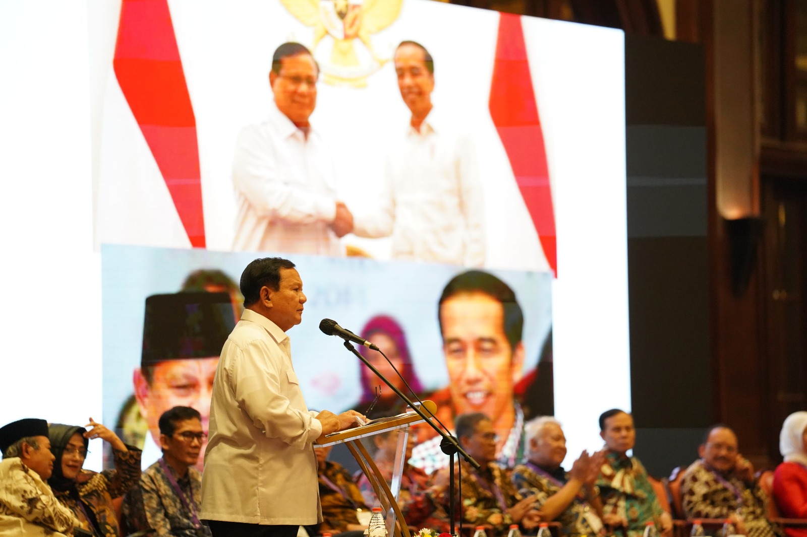 Hadiri Seminar Kebangsaan Bersama 1000 Pendidik, Prabowo Kenang Kiprahnya Membangun Rakyat