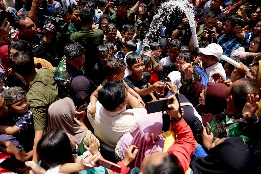 Prabowo Resmikan 16 Titik Baru Bantuan Air di 5 Wilayah Jawa Tengah