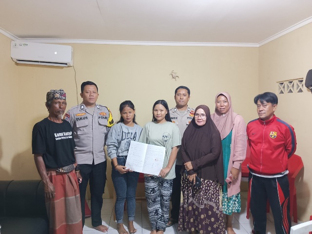Polsubsektor Pulau Lancang Bersama Bhabinkamtibmas Lakukan Problem Solving Kasus Perkelahian Remaja Putri
