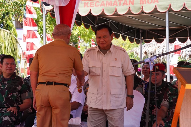 Resmikan 16 Titik Air di Pulau Moa, Prabowo: Jangan Bicara Politik, Sekarang Kita Bicara Air