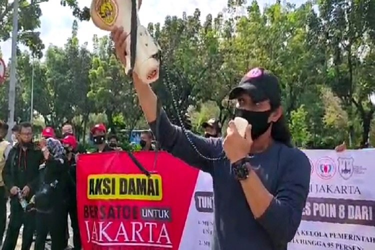 "Kami Kompak" Lakukan Aksi  Damai Kritisi Janji Gubernur Anies Baswedan