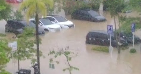 Banjir Terjang Padang, 3 Kecamatan Terendam Hingga Hanyutkan Kendaraan