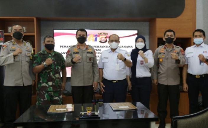 Tingkatkan Keamanan Aset dan Operasional KA, PT KAI Daop 1 Jakarta Lakukan Perjanjian Kerjasama dengan Polda Banten