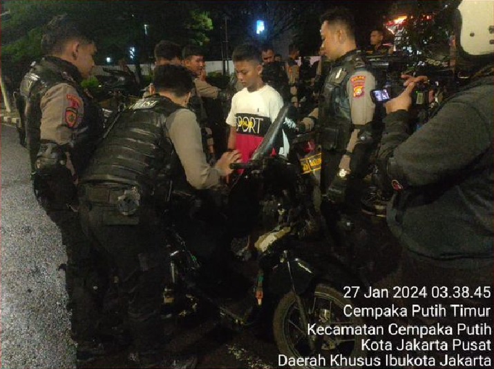 Antisipasi Balap Liar Dan Tawuran, Dit Samapta Polda Metro Jaya Laksanakan Patroli Malam Di Jakarta
