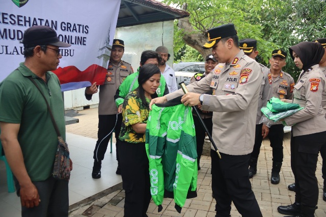Polres Kepulauan Seribu Gelar Pemeriksaan Kesehatan Gratis untuk Ojol