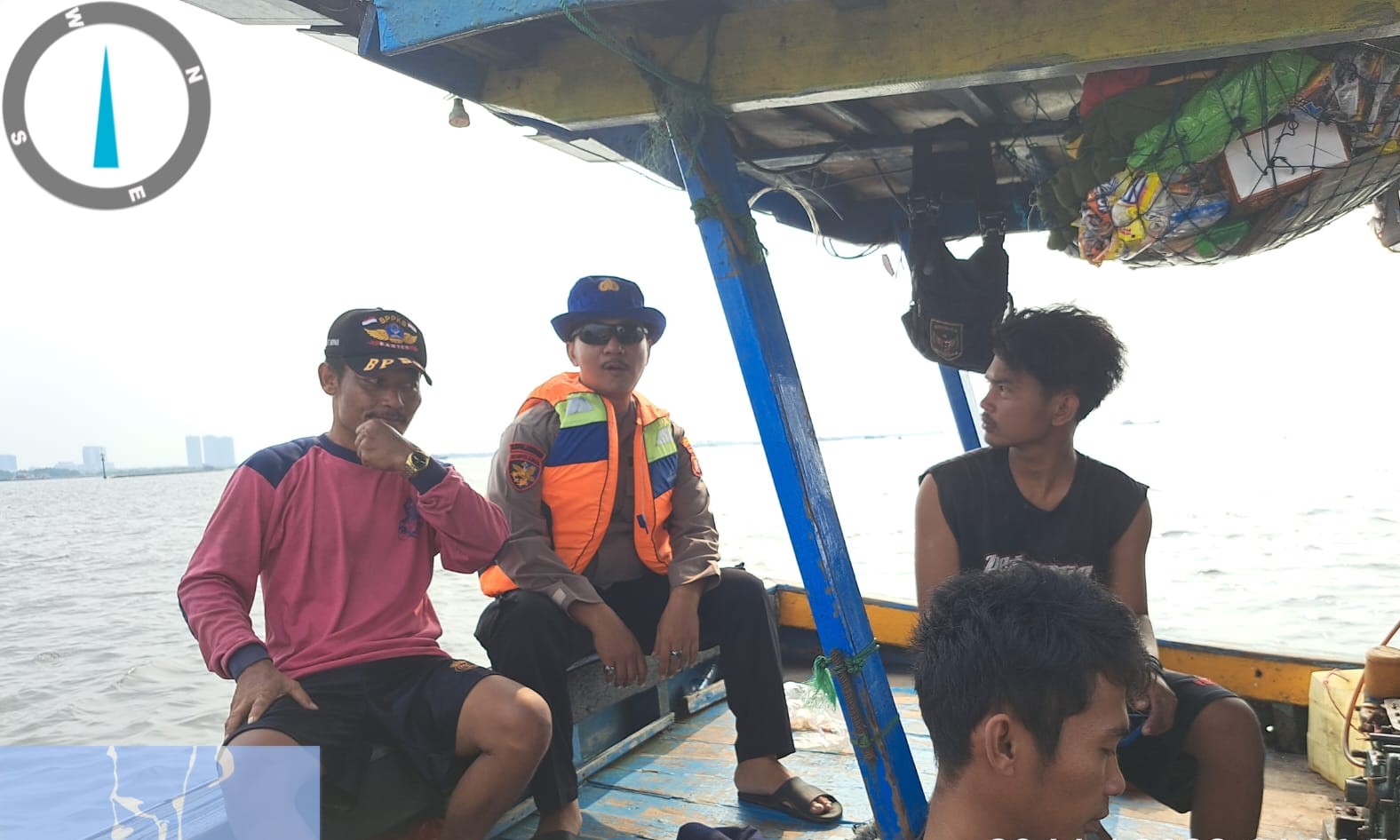 Satuan Polair Polres Kepulauan Seribu Sambangi Nelayan, Himbau Kamtibmas dan Keselamatan Berlayar