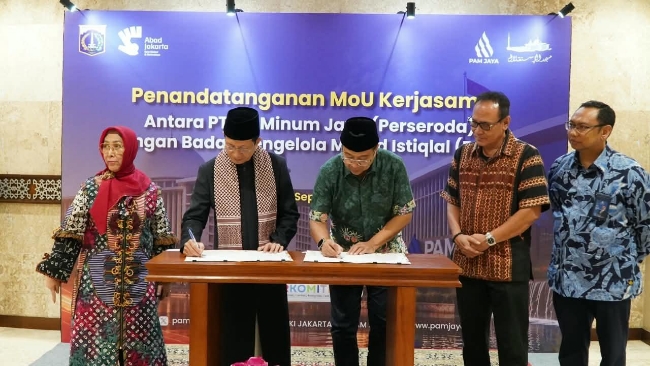PAM JAYA Beri Air Gratis untuk Masjid Istiqlal pada Momen Hari Pelanggan Nasional
