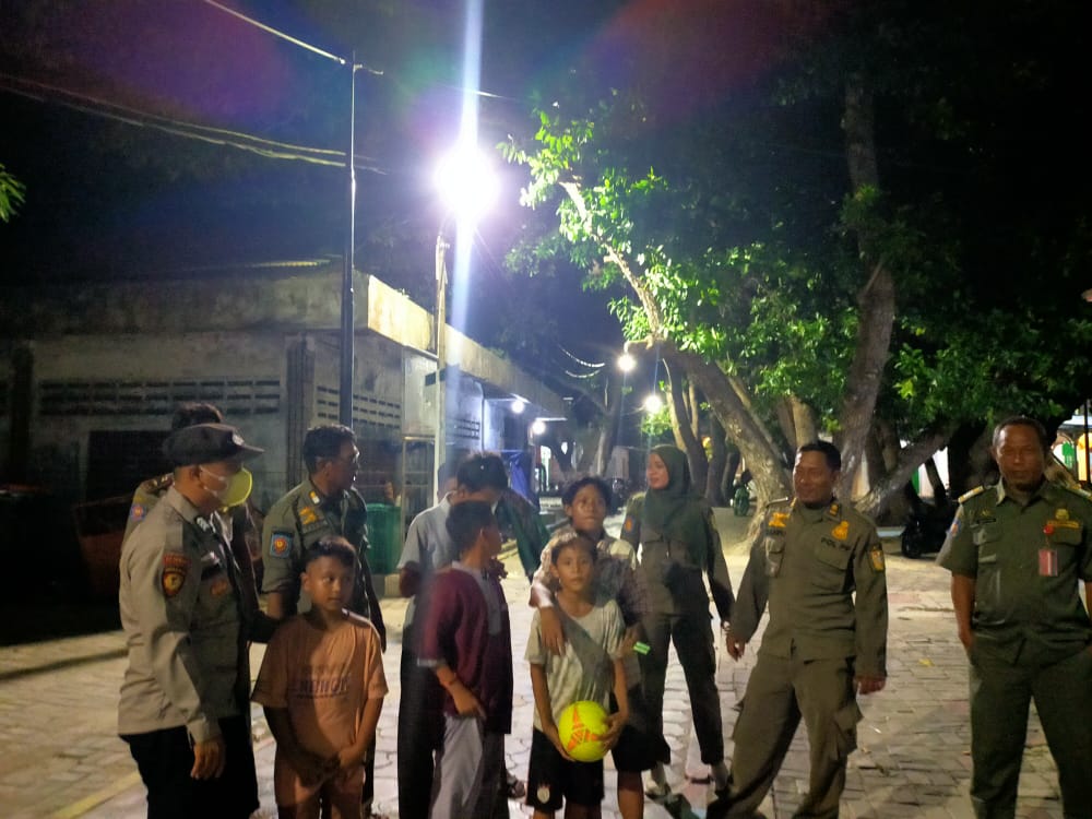 Polres Kepulauan Seribu Laksanakan Patroli Malam Rutin Sebuah Cara Cegah Guantibmas