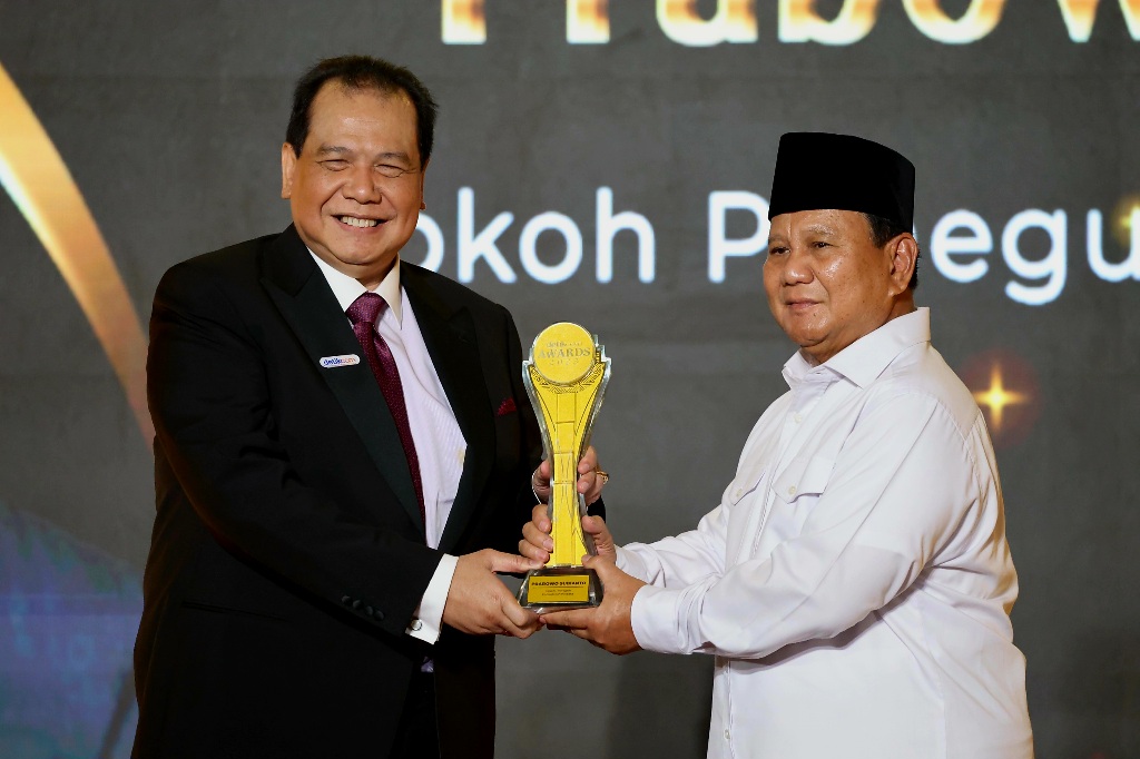 Prabowo Raih Tokoh Peneguh Kedaulatan Negara di Detikcom Awards 2023: Saya Terima Atas Nama Ratusan Ribu Prajurit TNI dan Polri serta Para Penjaga Perbatasan