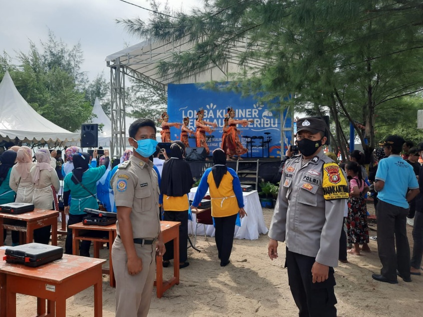 Polsek Kepulauan Seribu Selatan Laksanakan Pengamanan Festival Kuliner Di Pulau Untung Jawa