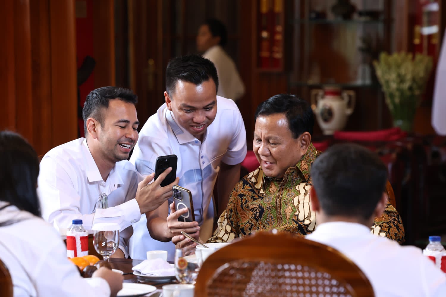 Keanuagl bertemu Prabowo: Pendekatannya Enak Banget kayak Papa Sendiri