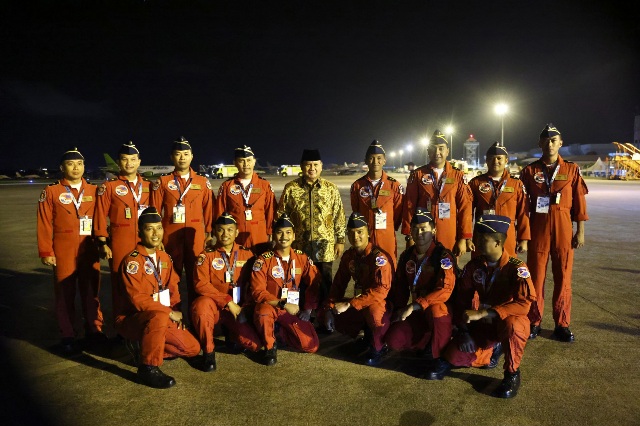 Prabowo Beri Selamat Tim Jupiter TNI AU Tampil di Pameran Dirgantara Internasional Malaysia