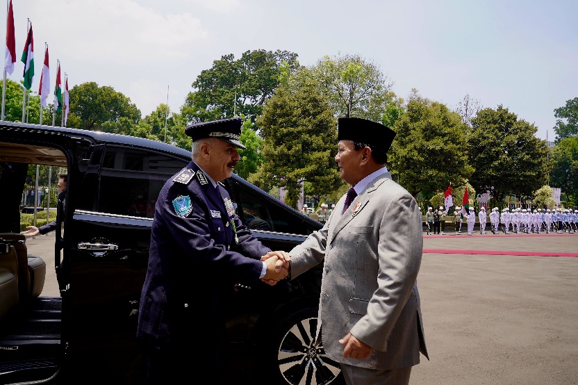 Prabowo Terima Kunjungan Kepala Kepolisian Palestina, Beri Beasiswa Kedokteran hingga Teknik di Unhan