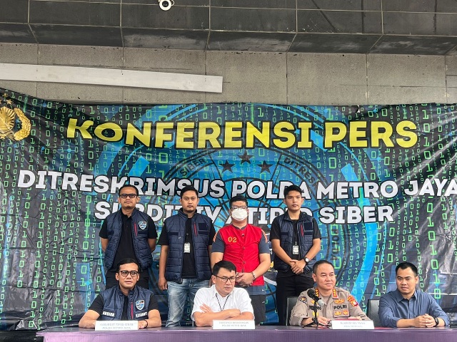 Siber Ditreskrimsus Polda Metro Jaya Tangkap Pelaku Penipuan QRIS 
