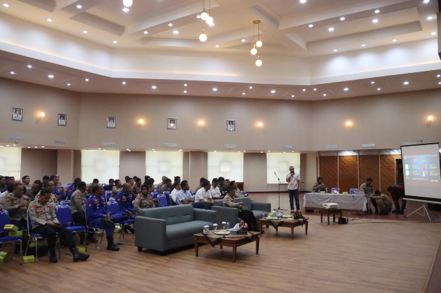 Kapolres Kepulauan Seribu Buka Latihan Pra Operasi "Mantap Brata Jaya 2023 - 2024" untuk Pengamanan Pemilu