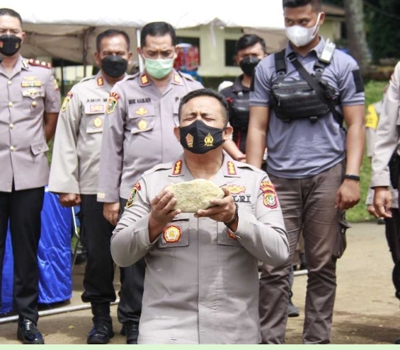 Peletakan Batu Pertama Pembangunan 20 Kelas Baru SPN PMJ