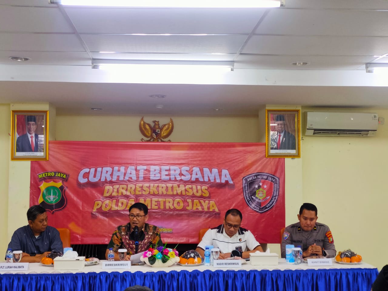 Ditreskrimsus Polda Metro Jaya Gelar Acara Jumat Curhat Bersama Di Kelurahan Kalibata Jakarta Selatan