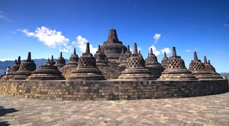 Rencana Pemerintah Menaikan Harga Tiket Candi Borobudur Terus Menuai Protes