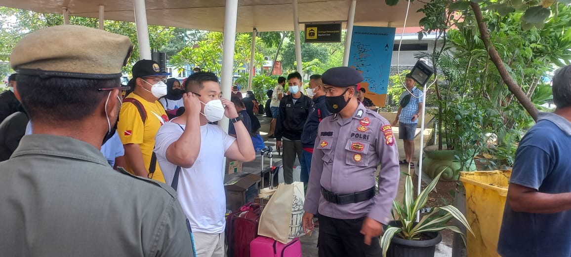 650 Warga dan Wisatawan Ke Pulau Seribu di Dermaga Marina Ancol Wajib Taat ProKes dan Lakukan Scan Barcode Peduli Lindungi