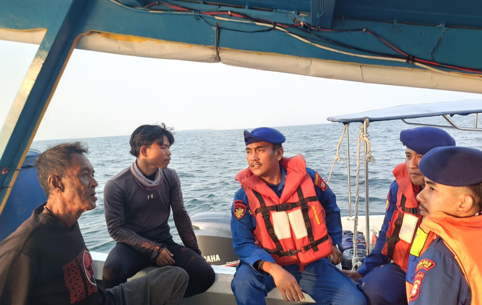 Satpolairud Polres Kepulauan Seribu Gencarkan Patroli Dialogis Laut, Antisipasi Kejahatan dan Cuaca Buruk