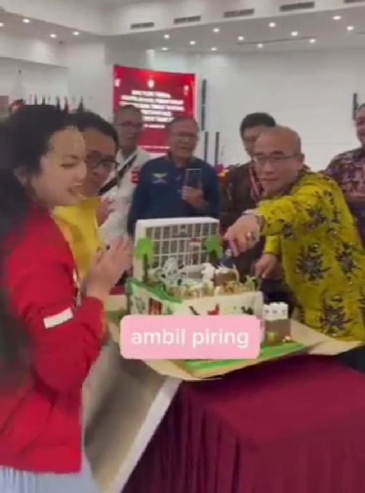 Wasekjen PSI Pamer Video Potong Kue HUT Ketua KPU