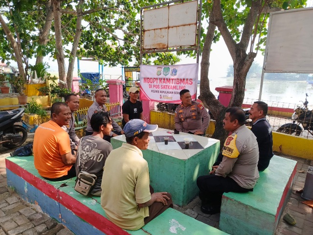 Kapolsek Kepulauan Seribu Utara Gelar Ngopi Kamtibmas di Pulau Harapan, Tingkatkan Silaturahmi dan Keamanan