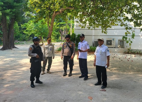 Polres Kepulauan Seribu Gelar Patroli Skala Besar di Pulau Karang Beras untuk Menjaga Keamanan dan Kondusifitas Wilayah