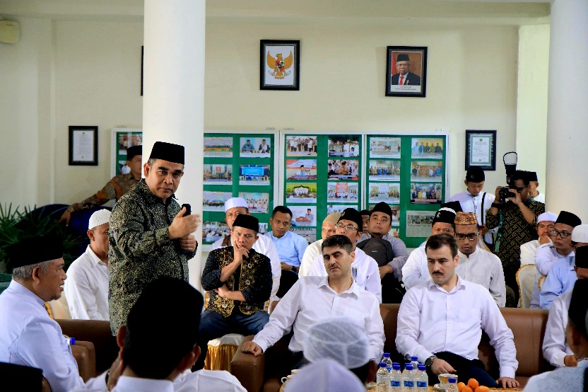 Muzani: Prabowo Mendukung Penuh Realisasi Dana Abadi Pesantren