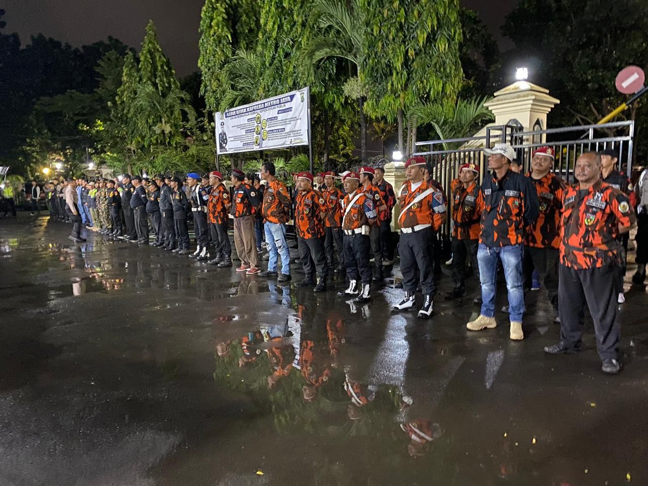 Polres Metro Jakarta Barat Gelar Apel Operasi Cipta Kondisi Gabungan: Wujudkan Kamtibmas Kondusif di Bulan Ramadhan