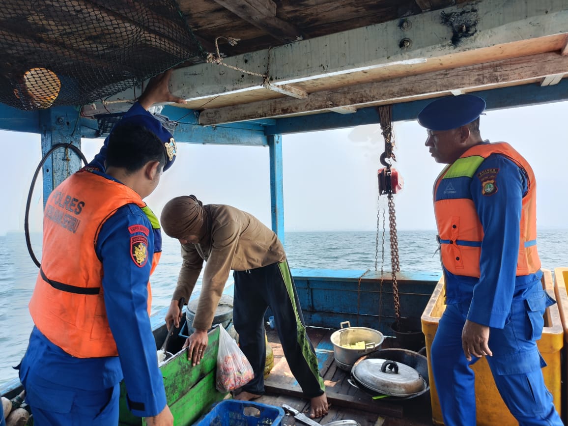 Patroli Satpolairud Polres Kepulauan Seribu Amankan Perairan Jelang Pilkada 2024, Himbau Nelayan Hindari Ilegal Fishing