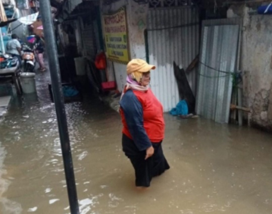 83 RT Di Jakarta Terendam Banjir Hingga Pukul 12 Siang