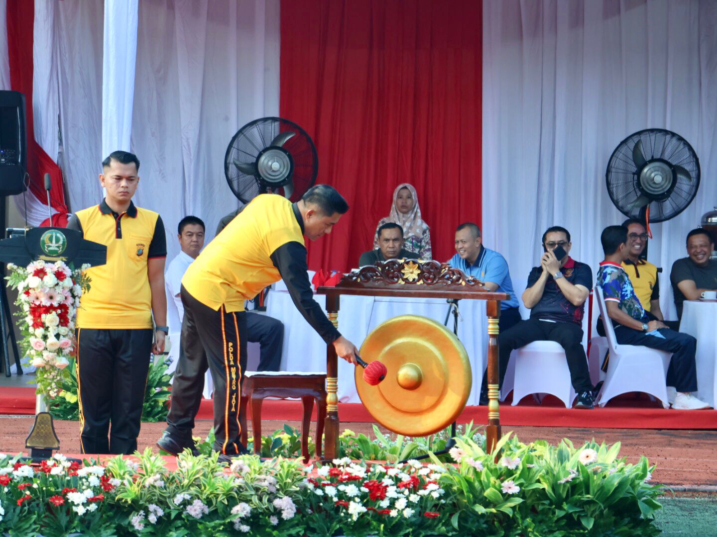 Sambut Hari Bhayangkara Ke-78, Polda Metro Jaya Gelar Olah Raga Bersama Forkopimda