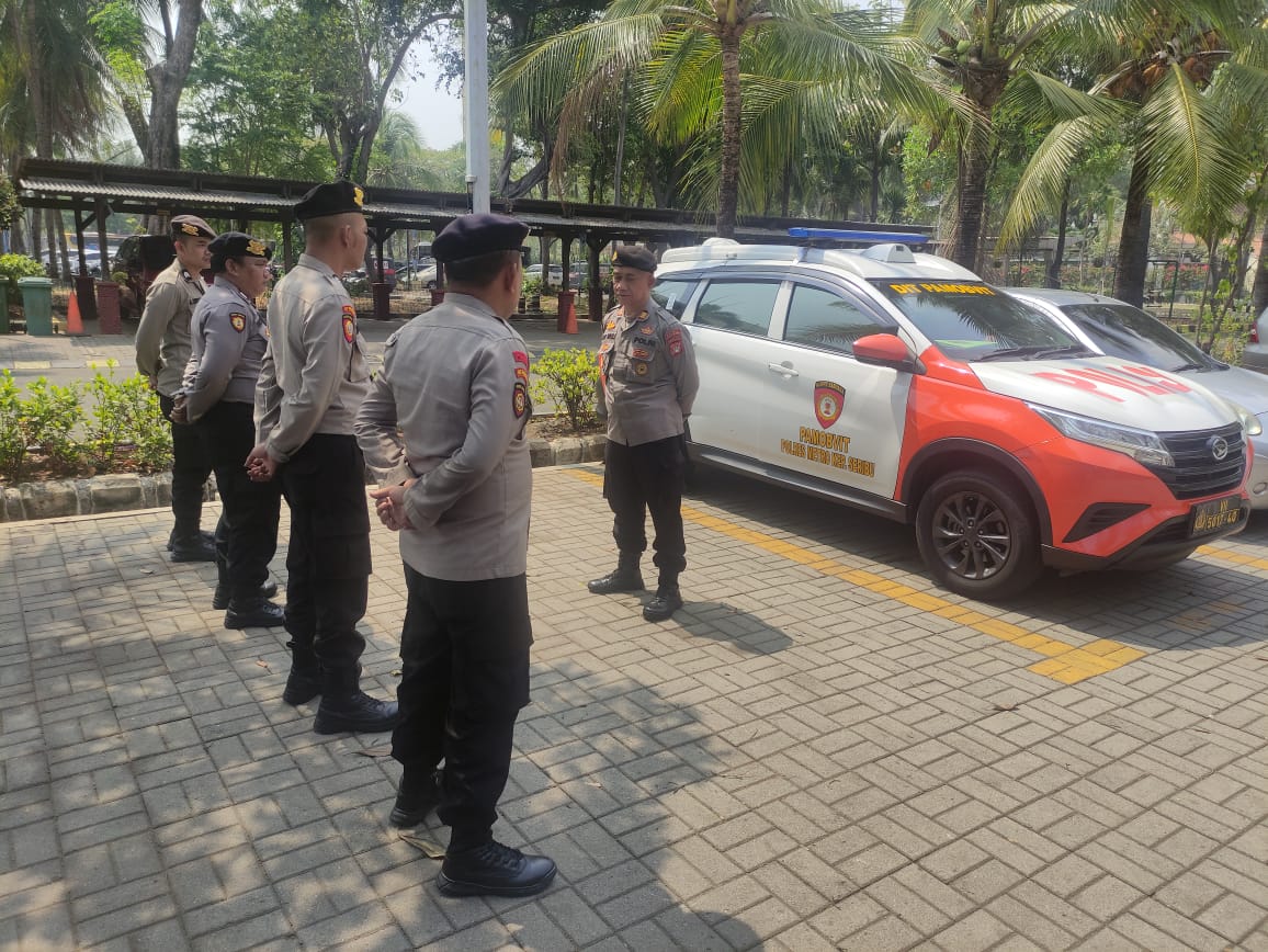 Patroli Pam Obvit Polres Kepulauan Seribu Melaksanakan Patroli Wilayah