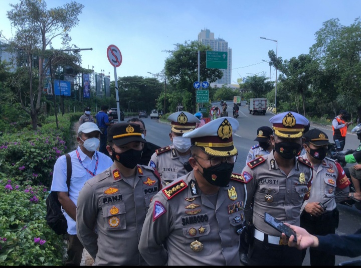 Dirlantas Polda Metro Jaya Pantau Langsung Pemberlakuan Ganjil Genap di Kawasan Wisata Ancol