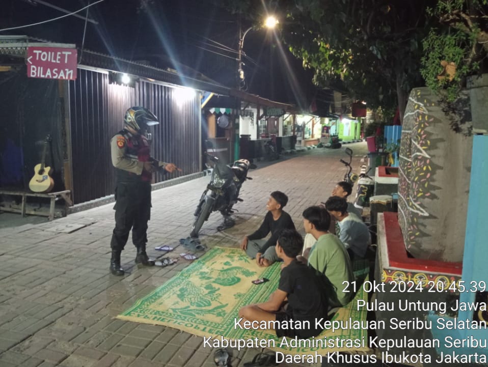 Polsek Kepulauan Seribu Selatan Gelar Patroli Malam Perintis Presisi, Cegah Tawuran Remaja Jelang Pilkada 2024