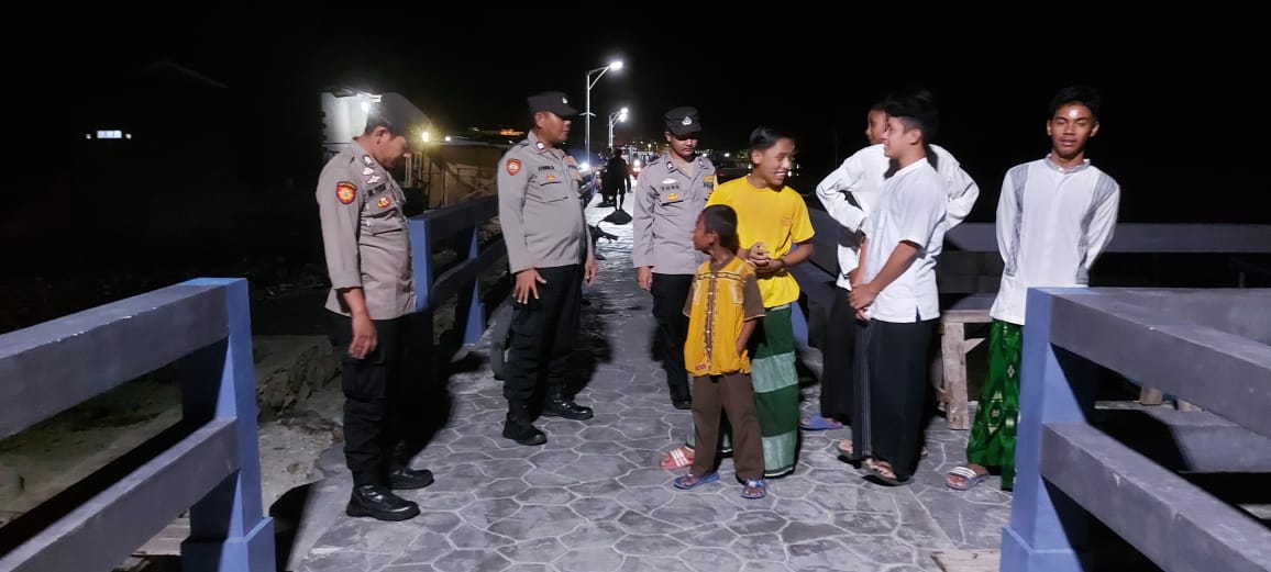 Patroli Malam Pulau Kelapa Himbau Remaja Jaga Kamtibmas