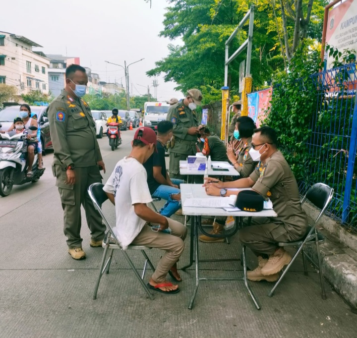 Polsek Pademangan Bersama 3 Pilar Gelar Ops Yustisi, 28 Pelanggar Prokes Terkena Sanksi Sosial