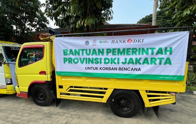 Bank DKI Dukung Pemprov, Bantu Korban Banjir Bekasi Dengan Pasokan Tujuh Ton Beras dan Paket Sembako