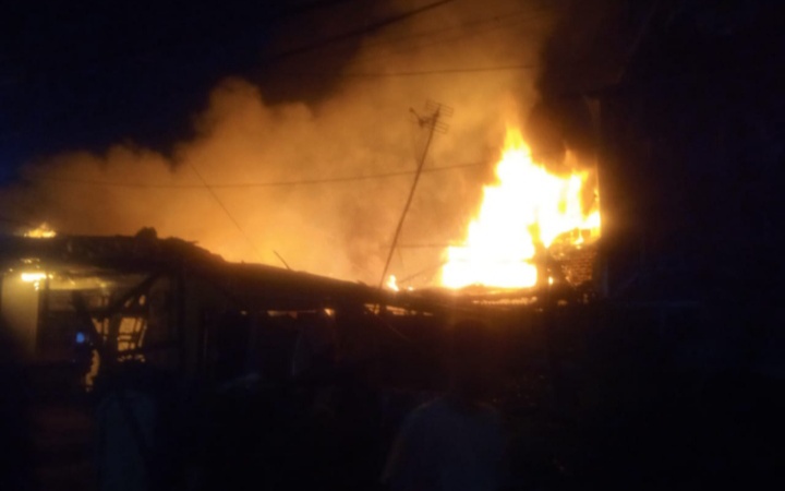 Malam Takbiran, Sebuah Rumah di Warakas Tanjung Priok Terbakar Diduga Akibat Petasan