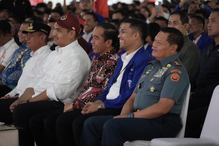 Panglima TNI dan Presiden RI di Medan