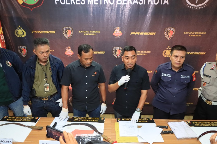 Polres Metro Bekasi Kota Mengamankan 11 Remaja Yang Terlibat Aksi Tawuran