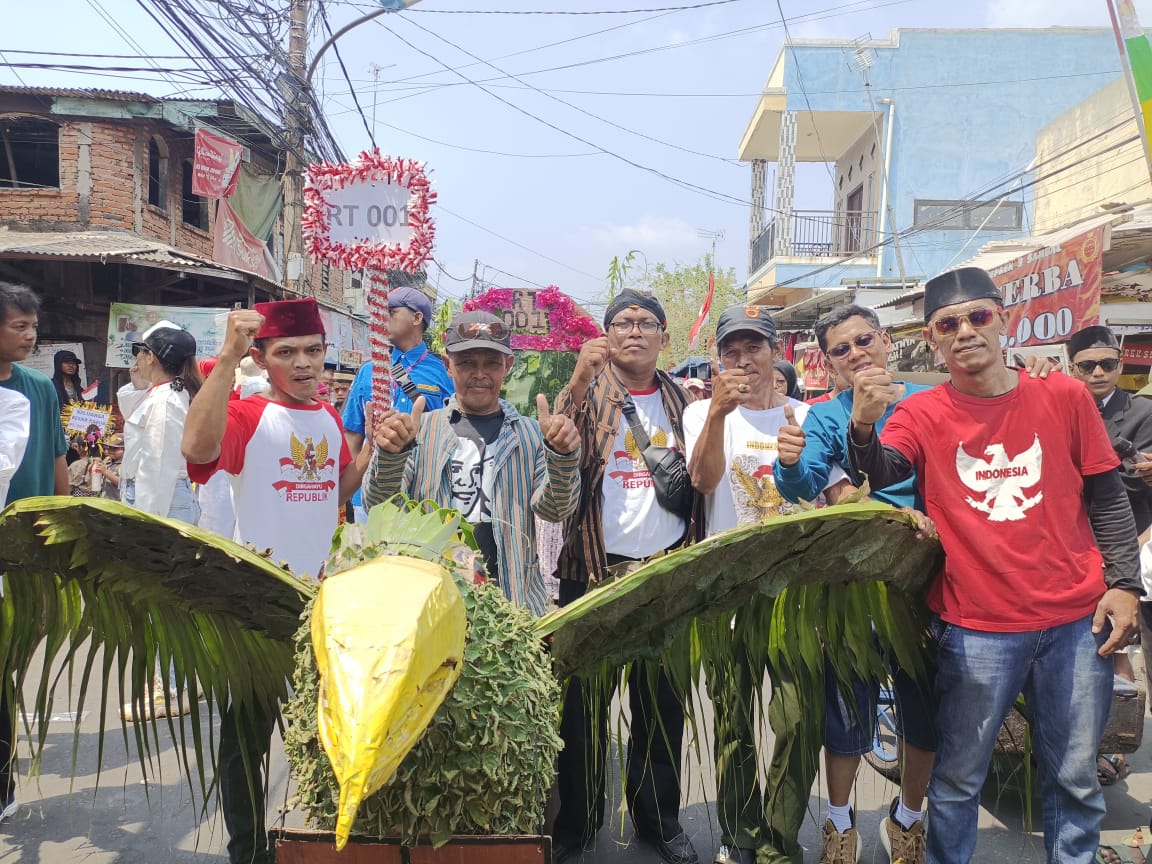 Karnaval di RW 01 Kalibaru Berlangsung Meriah