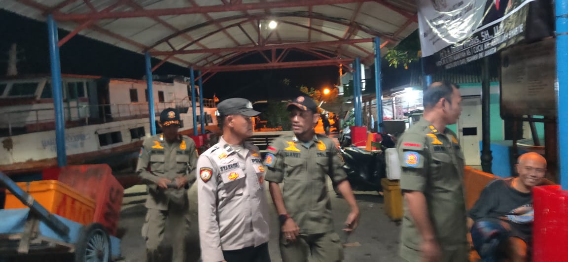 Polsek Kepulauan Seribu Utara Gelar Patroli Malam Rutin di Pulau Harapan, Pulau Kelapa, Pulau Panggang, dan Pulau Pramuka